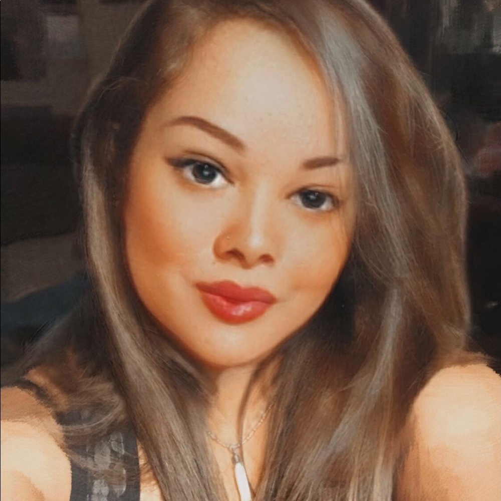 Meet your Posher, Savannah
